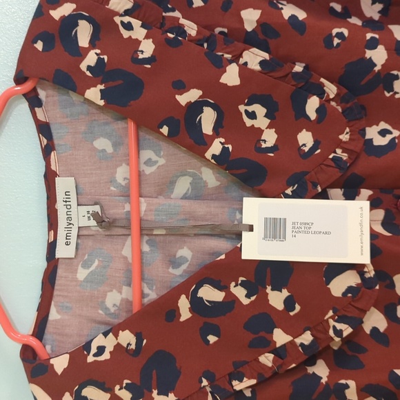 Emily and Finn Jean Painted Leopard Top - Picture 3 of 4